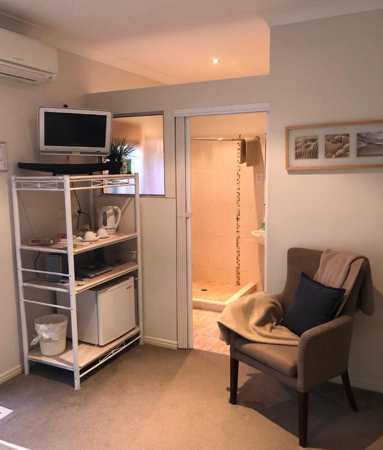 Beachhouse Bed And Breakfast Redcliffe Exteriér fotografie