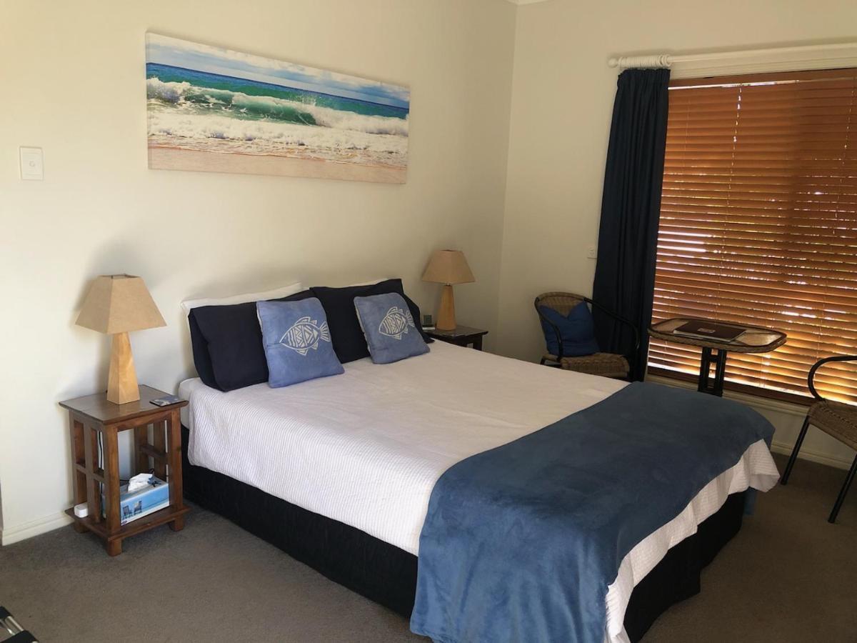 Beachhouse Bed And Breakfast Redcliffe Exteriér fotografie